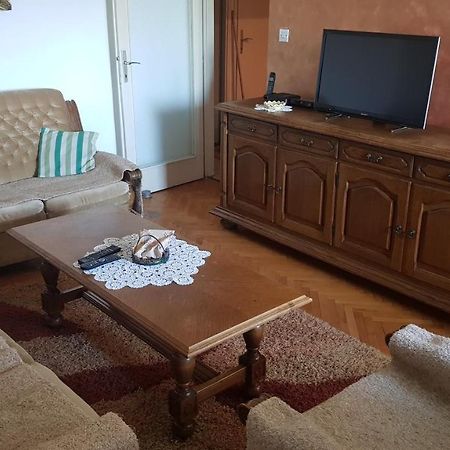 Апартаменты Baston Rent Подгорица Экстерьер фото
